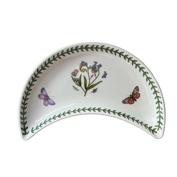 Portmeirion Botanical Crescent Plate with Butterflies - Picture 1 of 3